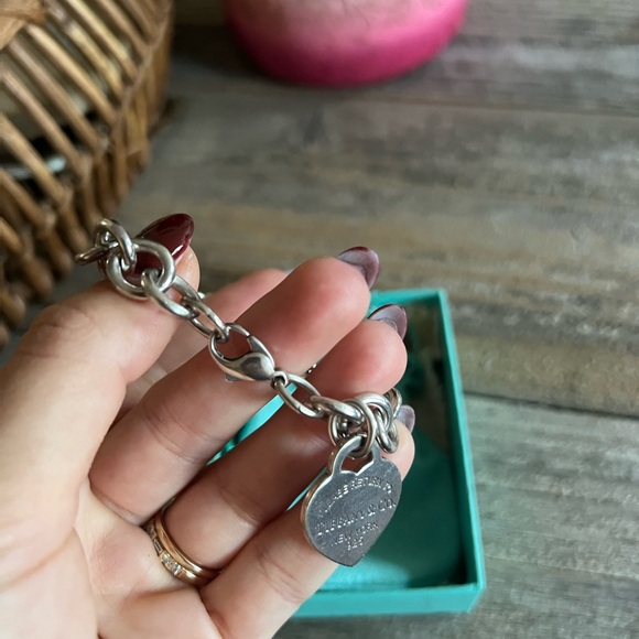 Tiffany and Co Heart Tag Charm - Picture 4 of 10